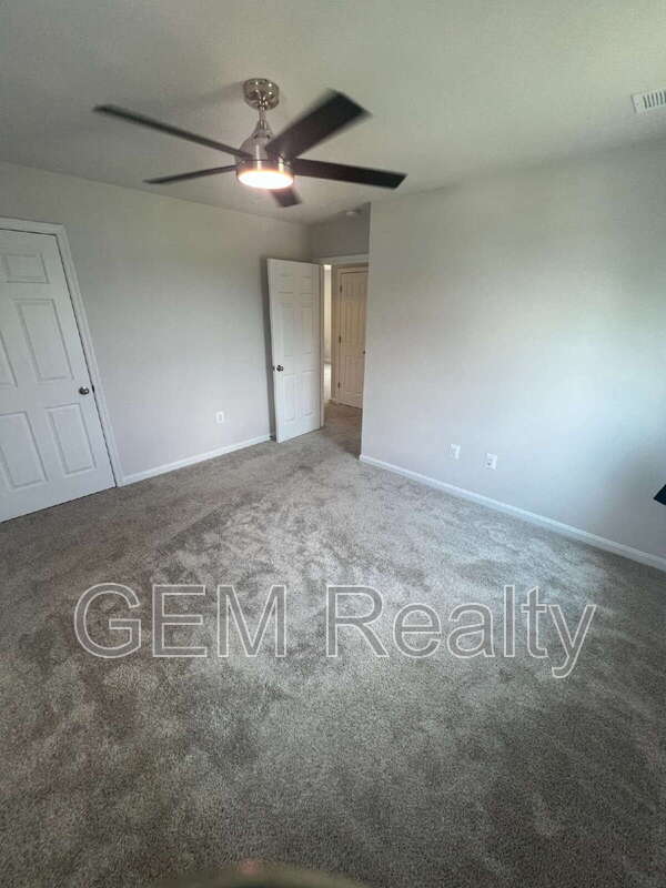 Building Photo - 6259 Bobcat Ln