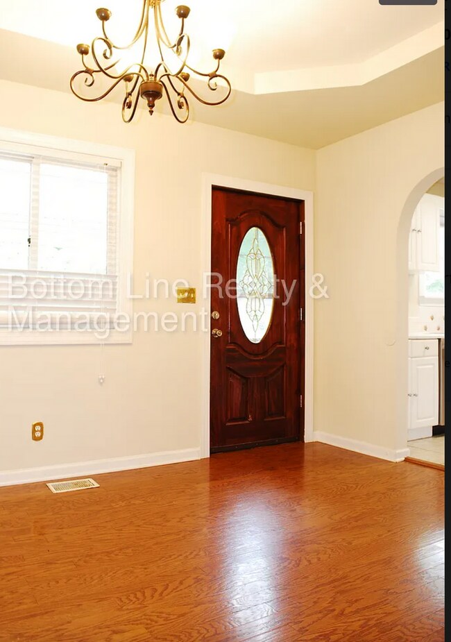 Building Photo - 7800 Ocala Rd