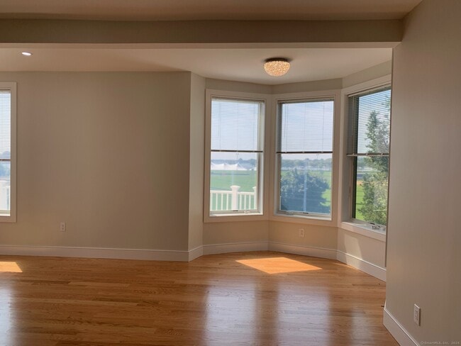 Building Photo - 35 Seaview Ave