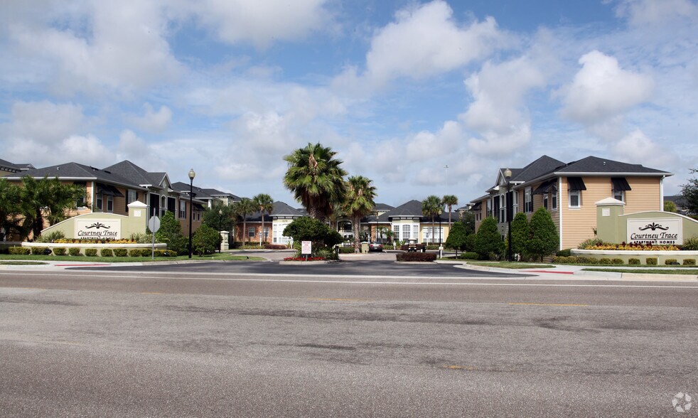 Courtney Trace Apartments 1131 Courtney Trace Dr Brandon FL 33511