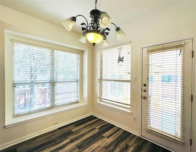 Building Photo - 13413 Creole Cove