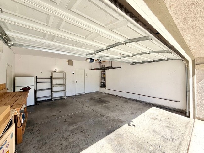 Building Photo - 37961 Veranda Way