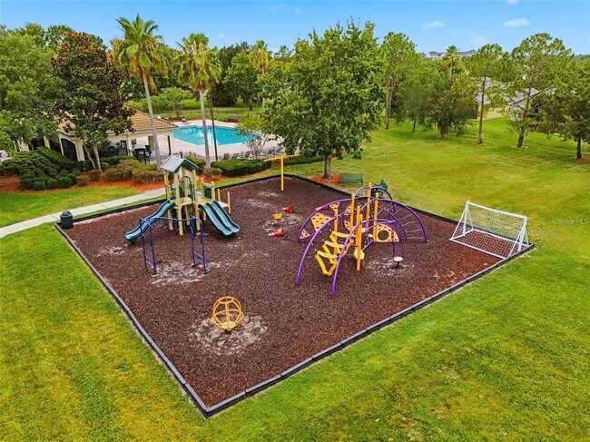 Building Photo - 2819 Maguire Dr