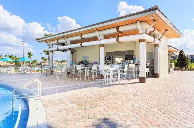 Building Photo - 9016 Sommerset Hills Dr