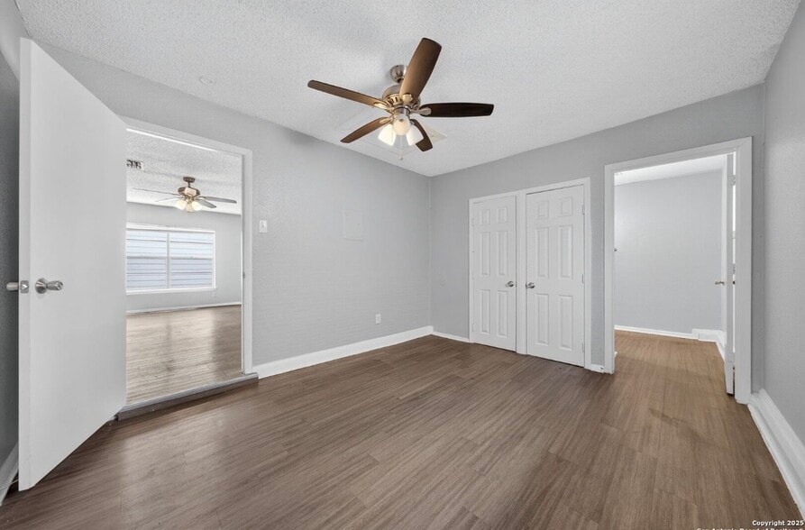 Building Photo - 4883 Aspen Wood Dr,