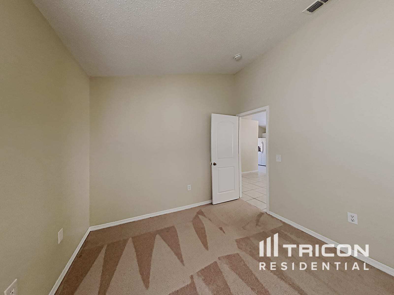 Building Photo - 2434 Sagemont Dr