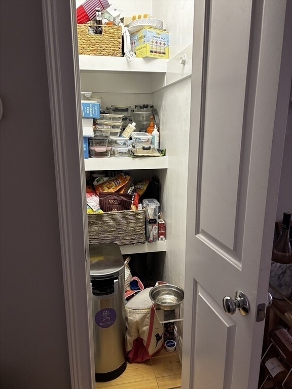 Building Photo - 18 Knowlton St