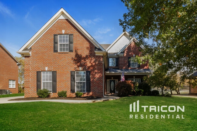 Building Photo - 1344 St Ives Ct