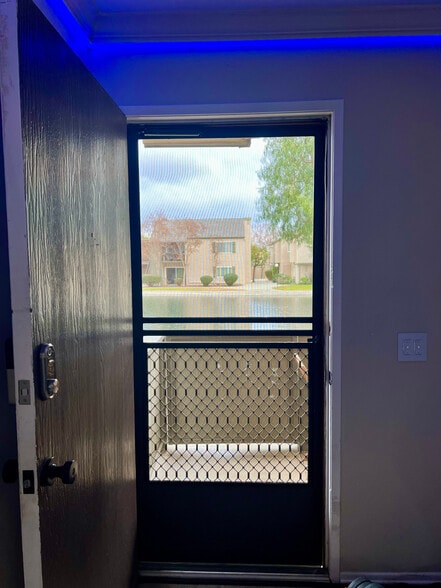 Building Photo - 24518 Nicklaus Dr