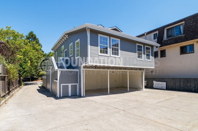 Building Photo - Bright & Modern 3BD in Gerstle Park - FOUNDATION