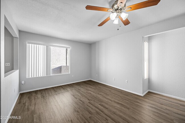 Building Photo - 1331 W Baseline Rd