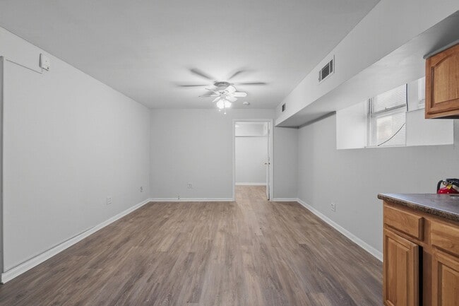 Building Photo - 761 Avenue A