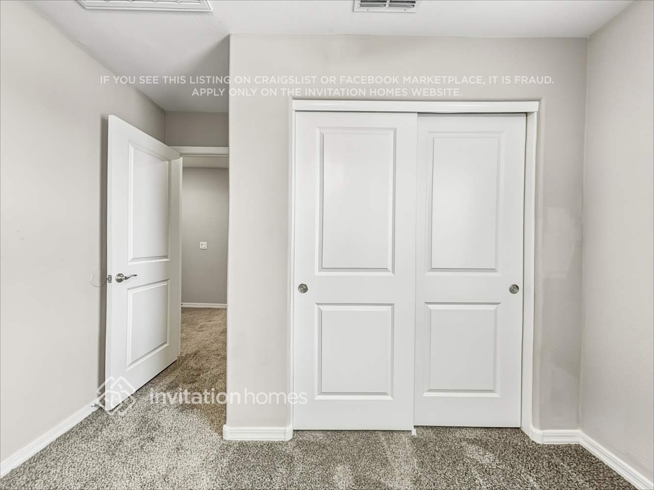 Building Photo - 8015 W Agora Ln
