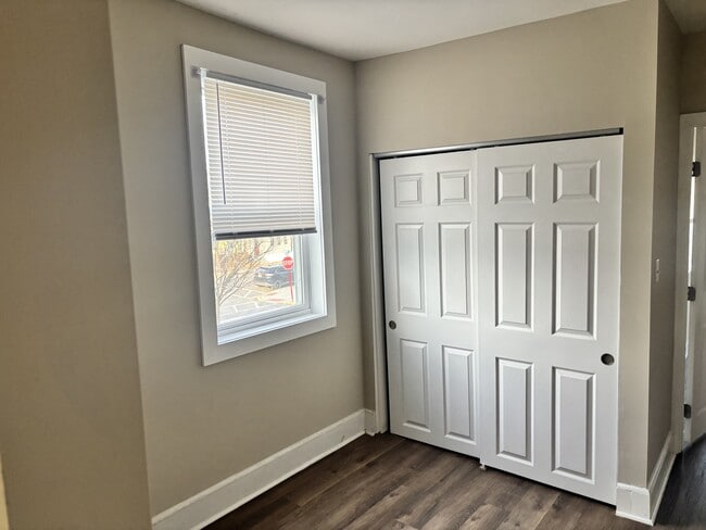 Building Photo - 174 S Burlington St