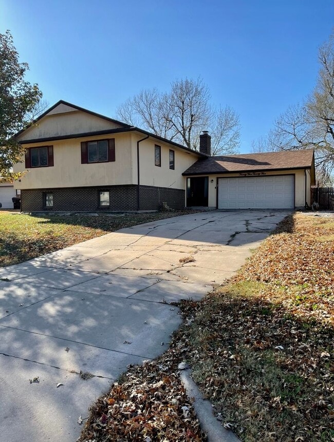 Building Photo - 2525 N Bleckley St