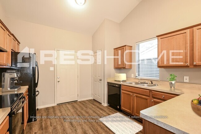 Building Photo - 6313 Benavides Dr