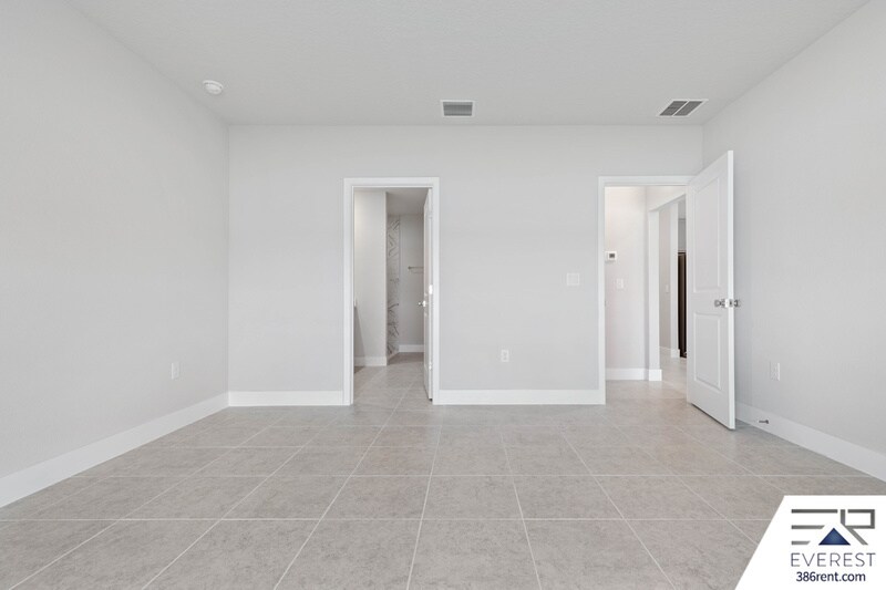 Building Photo - 67 Brewster Ln
