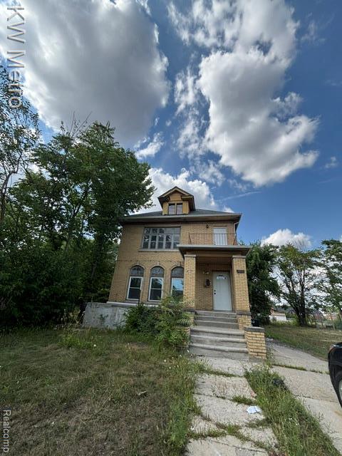 Building Photo - 2952 Elmhurst St