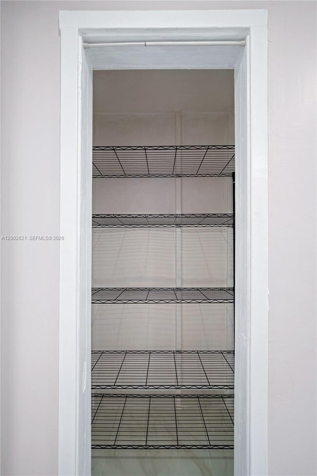 Building Photo - 2456 Jackson St