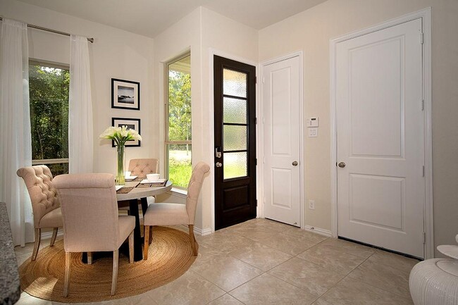 Building Photo - 215 Moon Dance Ct