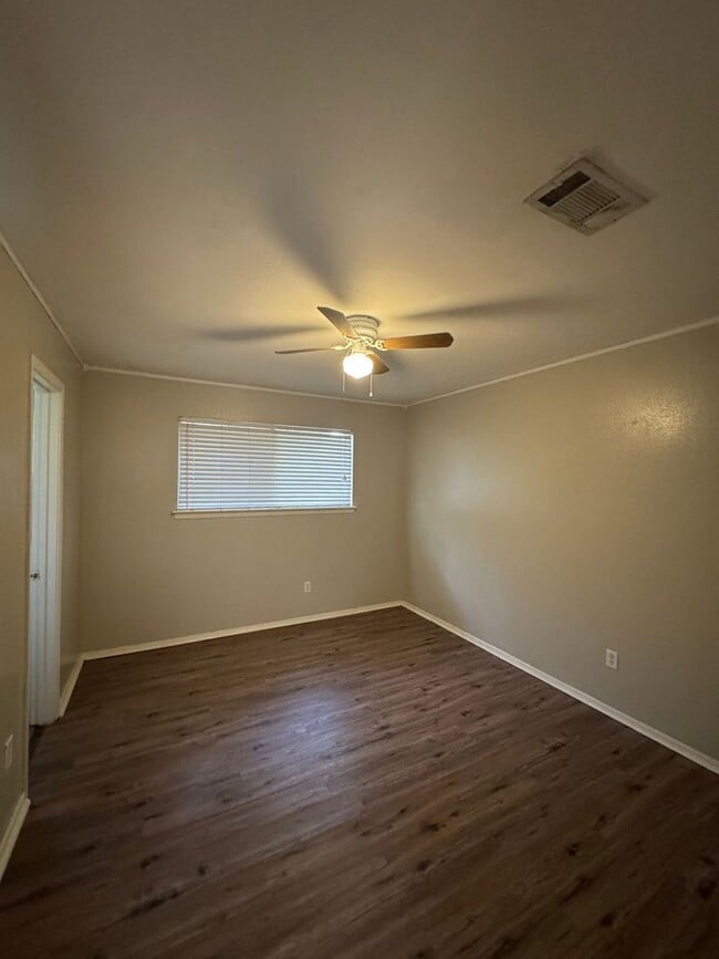 Building Photo - Rental Property