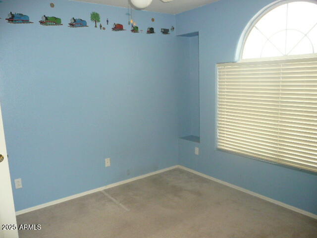 Building Photo - 971 S Meadows Dr