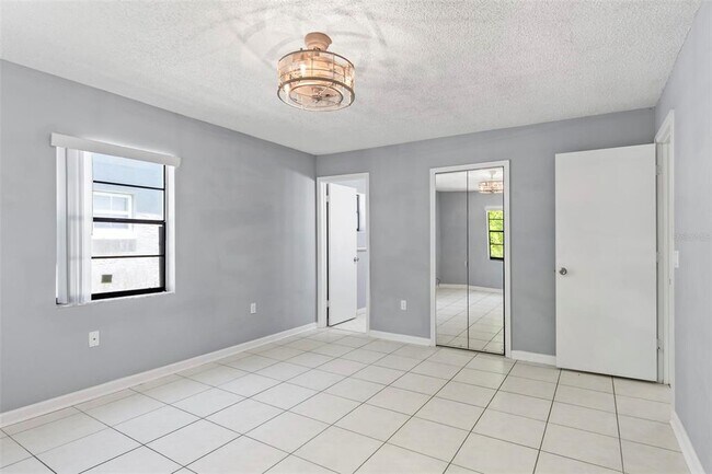 Building Photo - 1205 S Flagler Ave