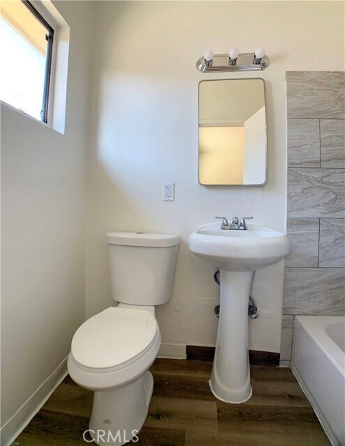 Building Photo - 1808 W Sumac Ln