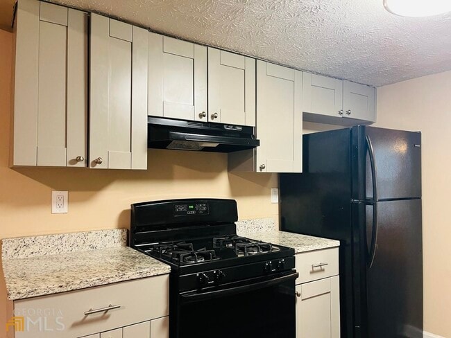 Building Photo - 6527 River Park Dr