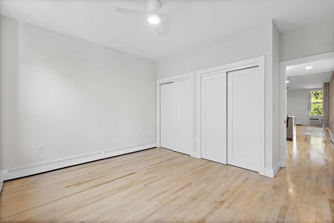 Building Photo - 1120 Hudson St