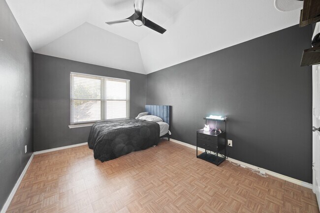 Building Photo - 16322 Drystone Ln