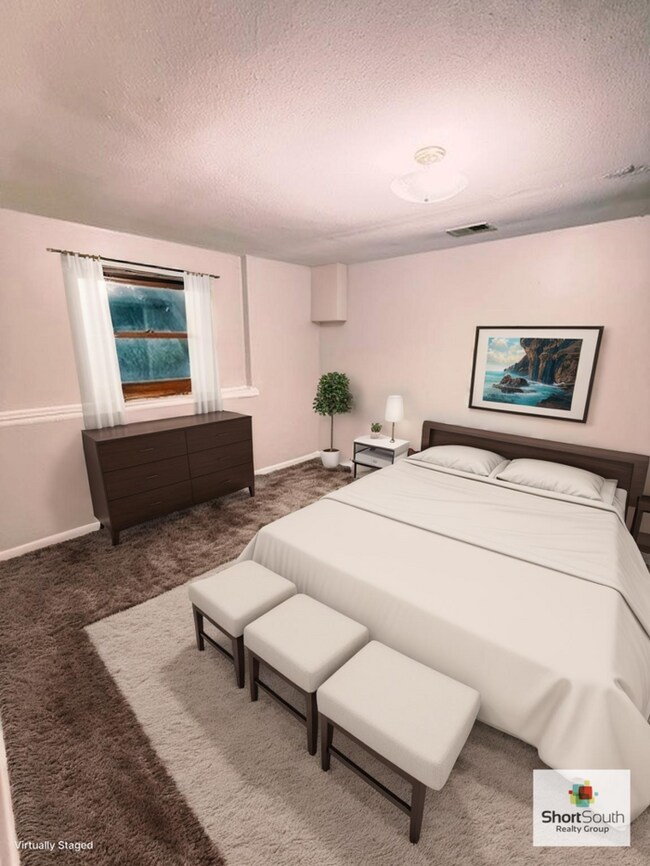Building Photo - Byron Center updated 4 bed 3 bed house wit...