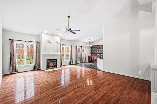 Building Photo - **Charming 3-Bedroom Rambler on 3 Acres in Scenic Stafford** NO HOA