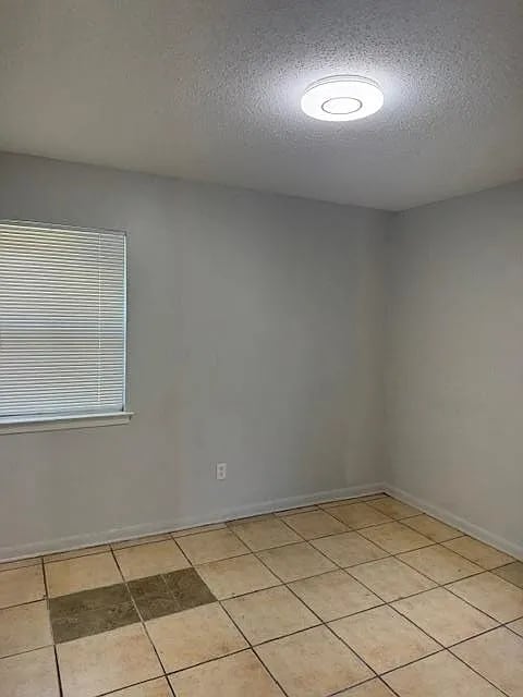 Building Photo - 3284 Valley Stream Cove