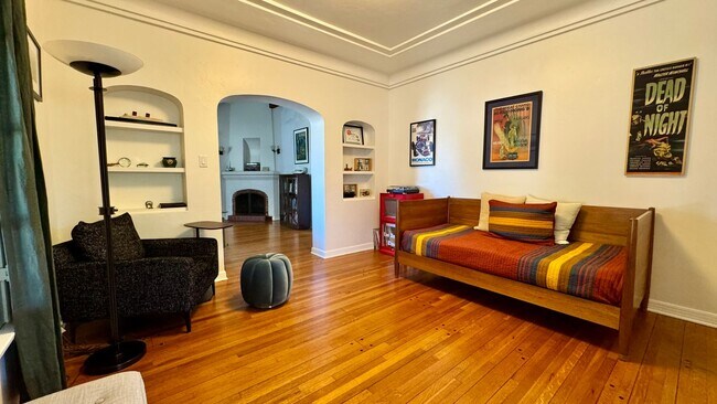 Building Photo - Beautiful Spanish Style Home with Lush Yard