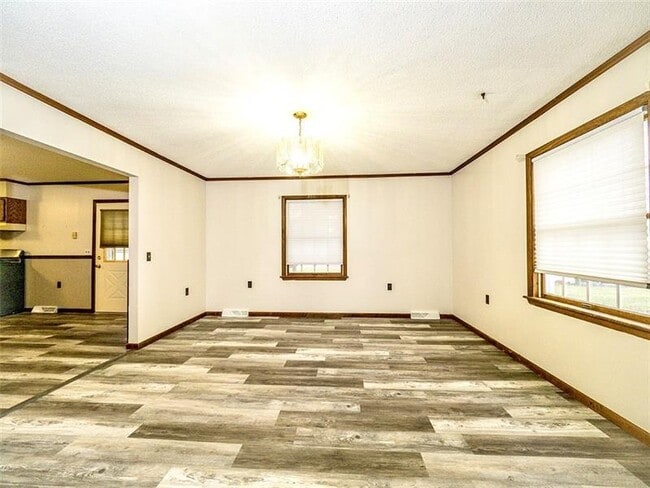 Building Photo - 641 Browns Ferry Rd
