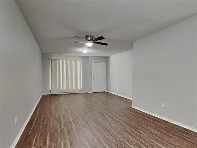 Building Photo - 4349 Chestnut Dr
