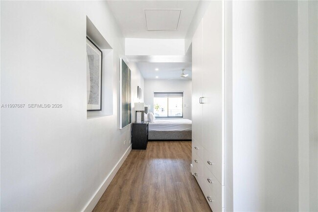 Building Photo - 1191 71st St