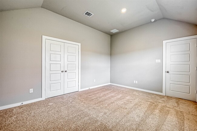 Building Photo - 2611 Westward Hl Dr
