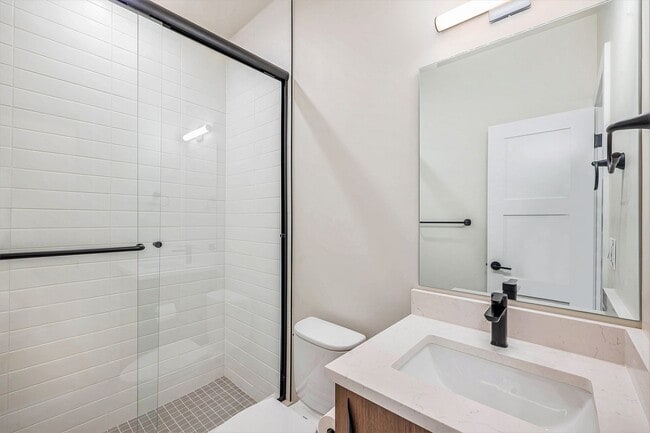 Building Photo - Brand New Townhome!  Be the First!!