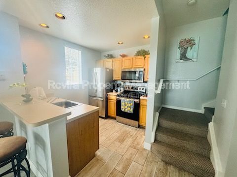 Building Photo - 4000 Venetian Bay Dr