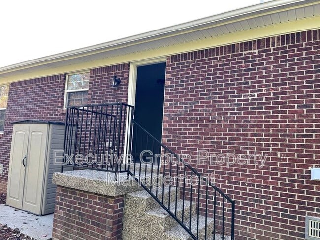 Building Photo - 125 Adena Loop