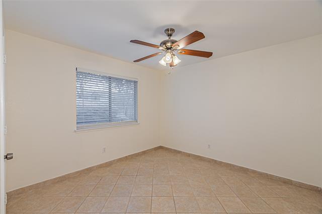 Building Photo - 8028 Cannonwood Dr