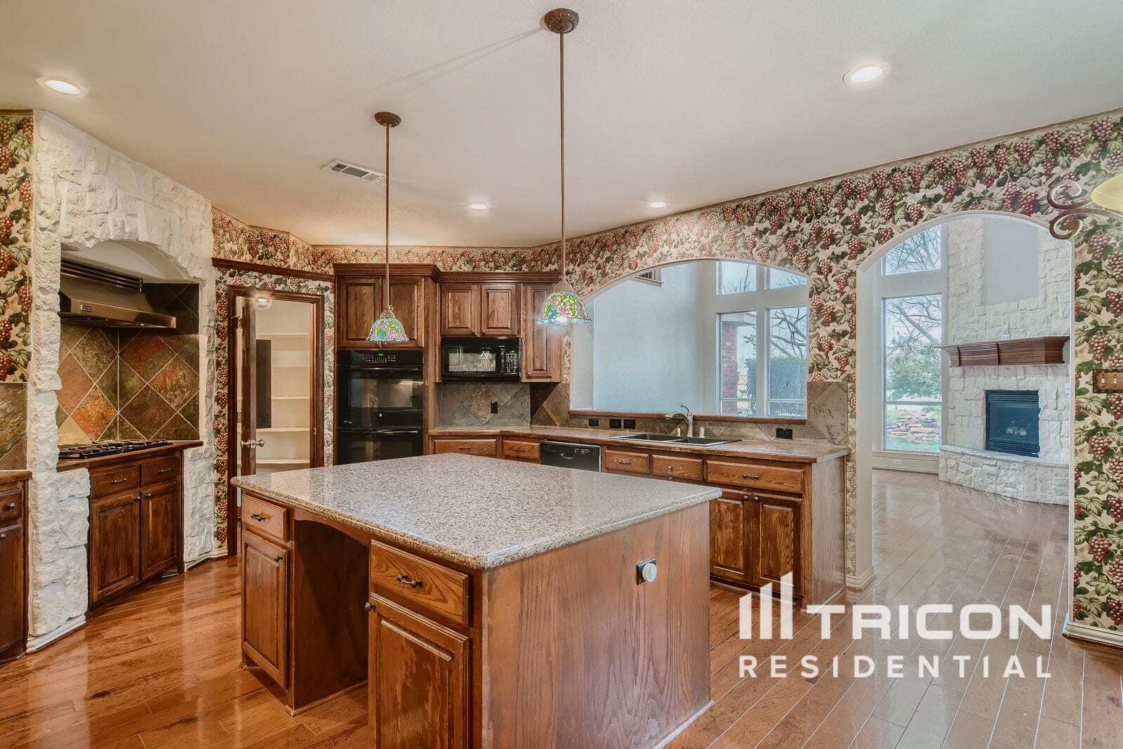 Building Photo - 10601 Waterview Pkwy