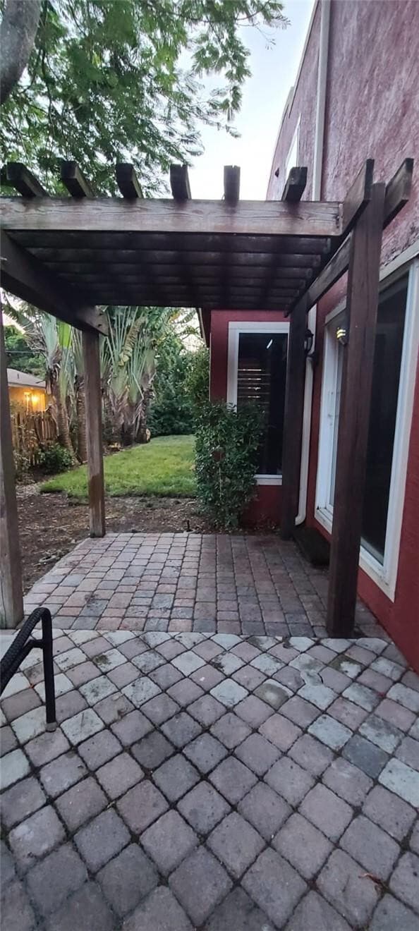 Building Photo - 735 NW 1st Ave