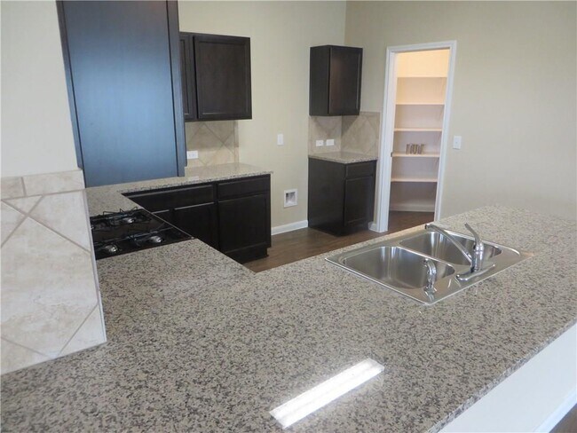 Building Photo - 245 Voss