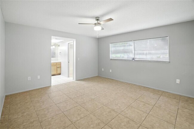 Building Photo - 18305 Driggers Ave