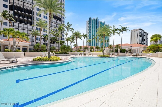 Primary Photo - 7575 Pelican Bay Blvd