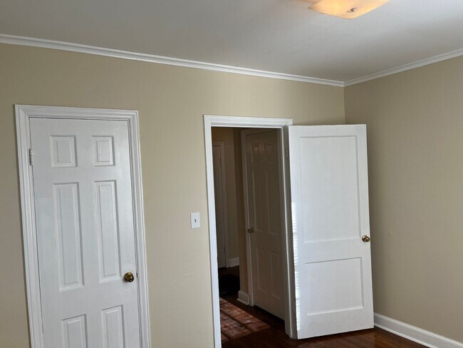 Building Photo - **ON HOLD**Near Ft. Benning. Columbus, GA 2 Bedroom / 1 Bathroom Home for Rent***