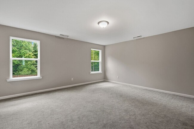 Building Photo - 313 Summer Ranch Dr
